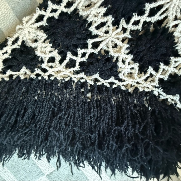 Beautiful Zadig & Voltaire Crochet Shawl - Picture 7 of 9